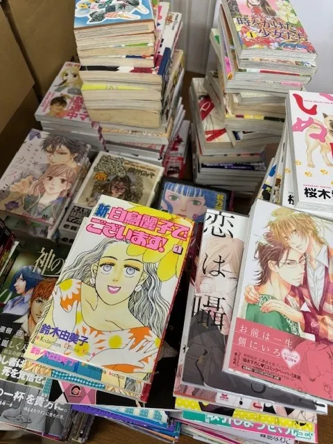 愛知県春日井市で古本・CDの買取です。【漫画全巻・少女漫画・専門書・小説・サントラ・フィギア・歴史書籍・オラクルカード・出張査定・処分・費用無料】